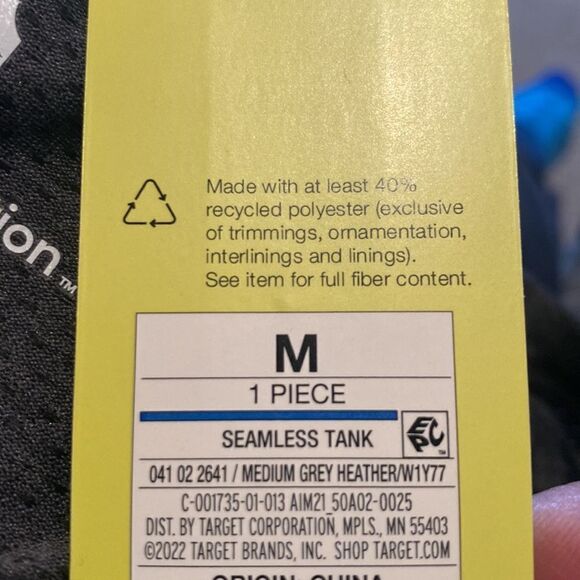 Women’s All In Motion Gray Seamless & Moisture Wicking Tank Top Size M NWT - Picture 9 of 11